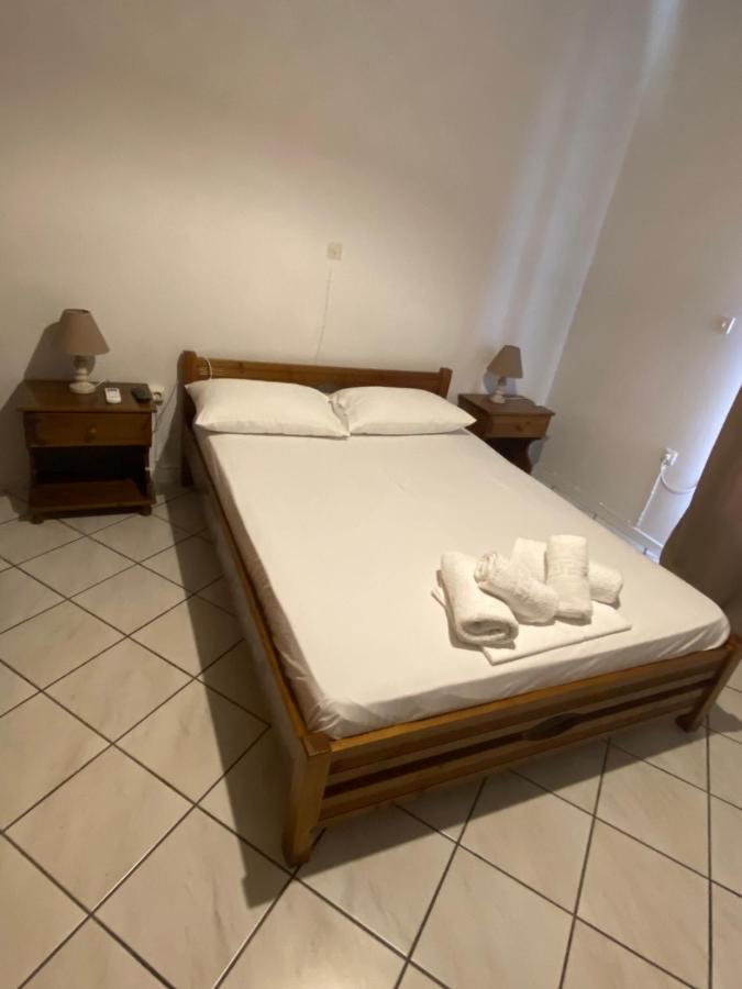 Amnia Apartment Agios Romanos ภายนอก รูปภาพ