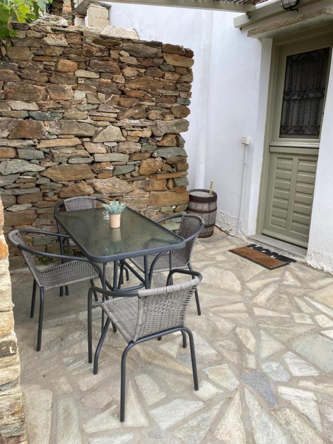 Amnia Apartment Agios Romanos ภายนอก รูปภาพ