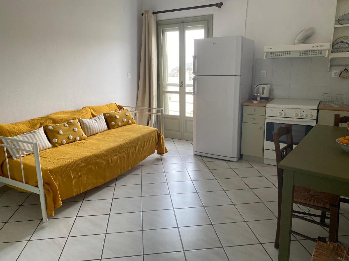 Amnia Apartment Agios Romanos ภายนอก รูปภาพ