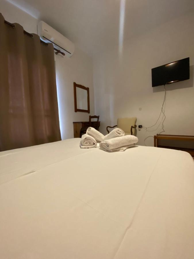 Amnia Apartment Agios Romanos ภายนอก รูปภาพ